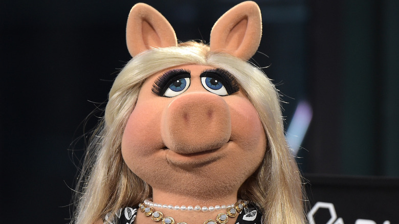 Miss Piggy looking disconcerted