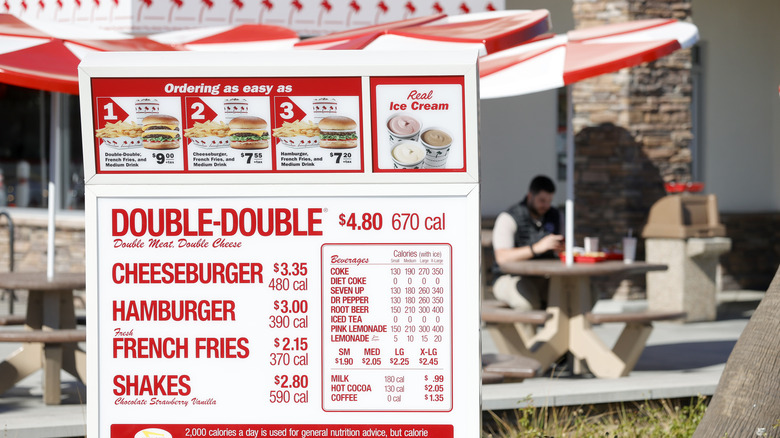 In-n-Out menu outside 