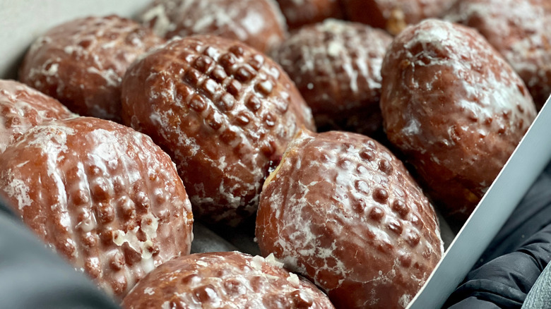 Paczki in box