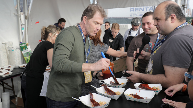 Bobby Flay making BBQ 