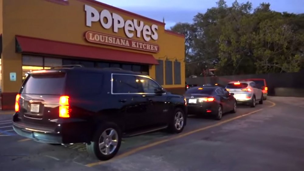 popeyes employees