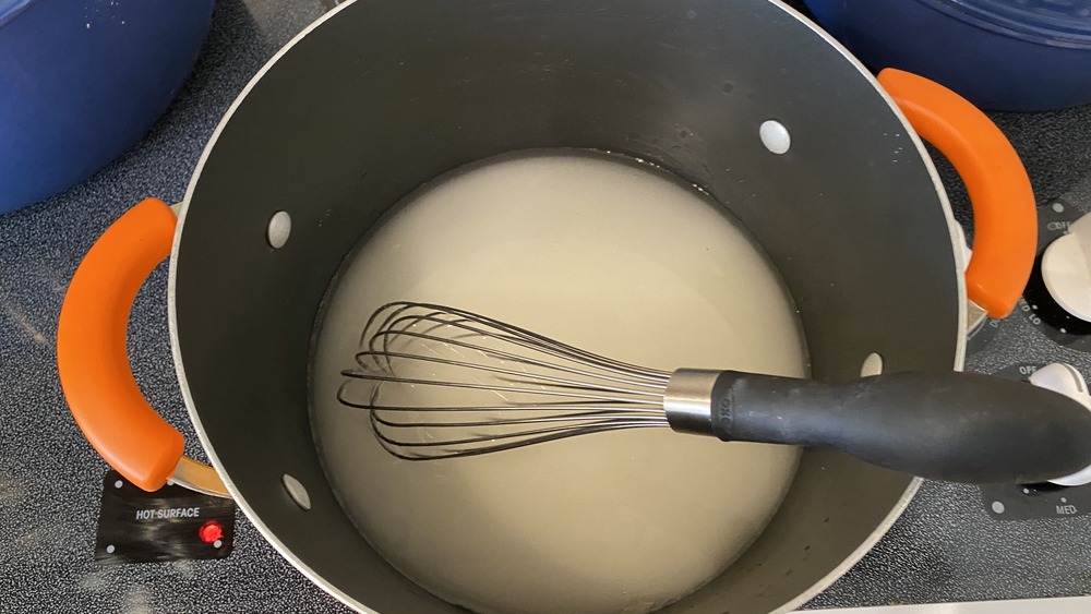 Cornstarch paste with whisk