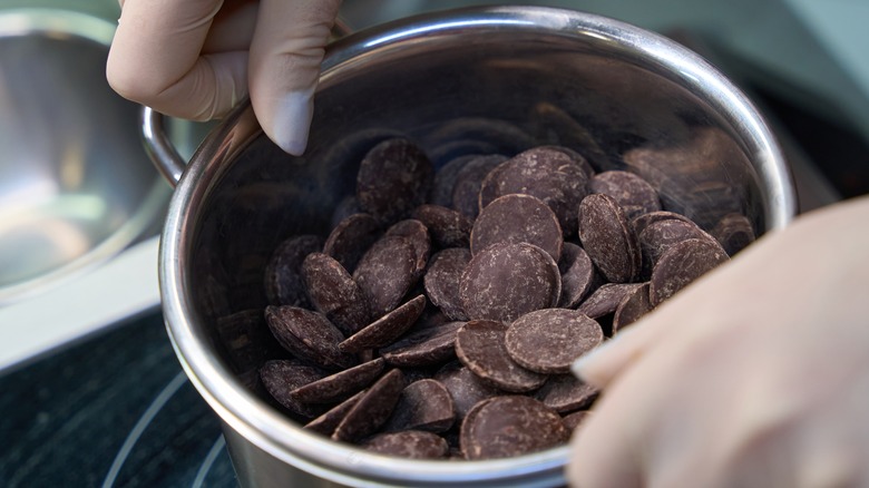 Chocolate chip wafers in container