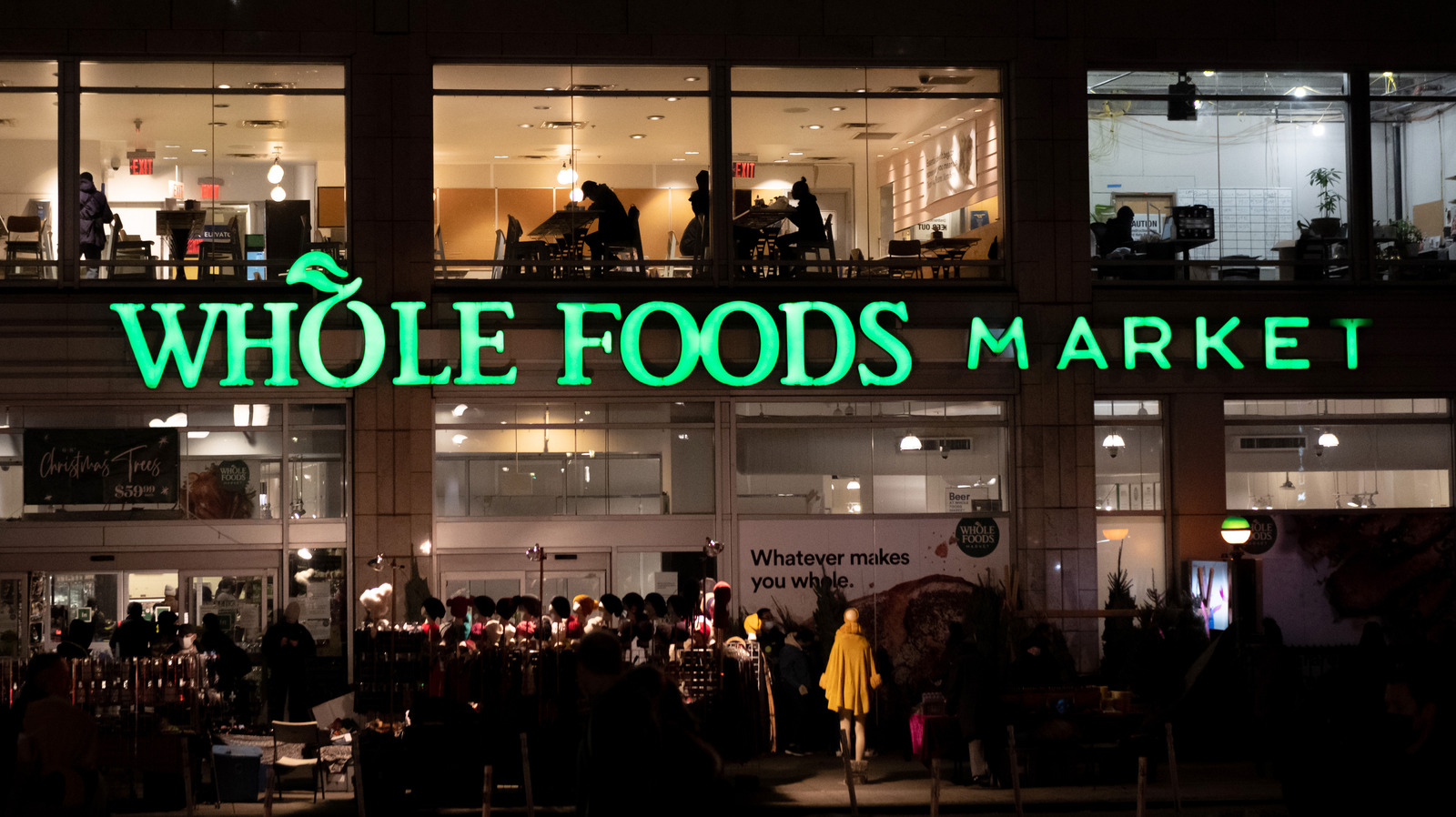 https://www.mashed.com/img/gallery/the-u-s-city-with-more-whole-foods-locations-than-any-other/l-intro-1646857104.jpg