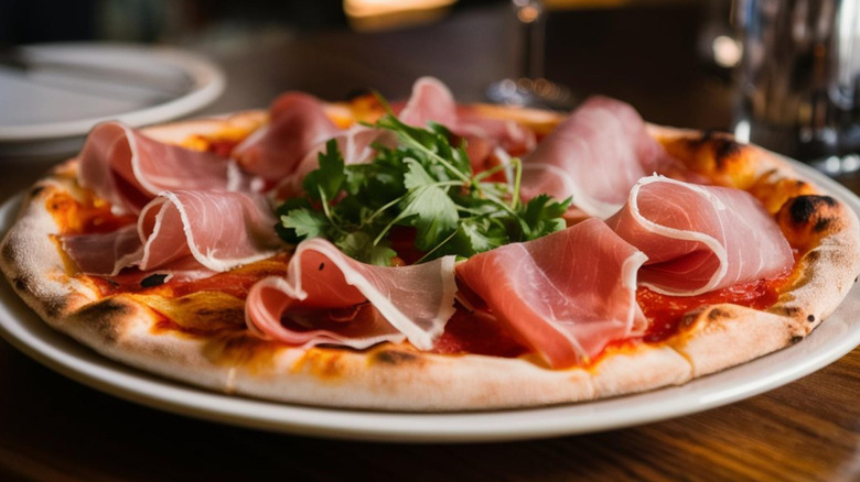 pizza with prosciutto