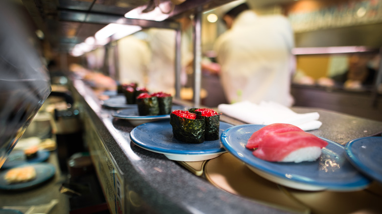 Sushi conveyor belt restaurant plates 