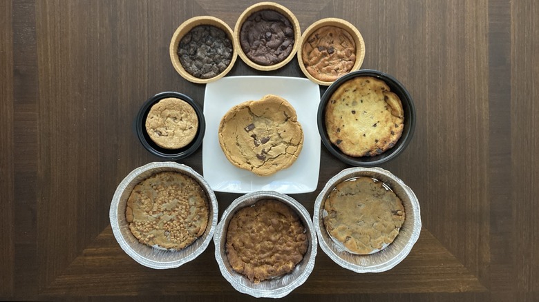 Variety of chain restaurant skillet cookies