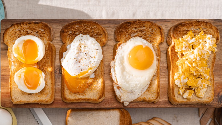 cooked eggs on toast