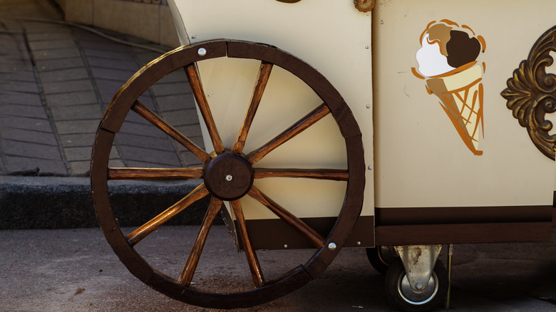 Ice cream cart