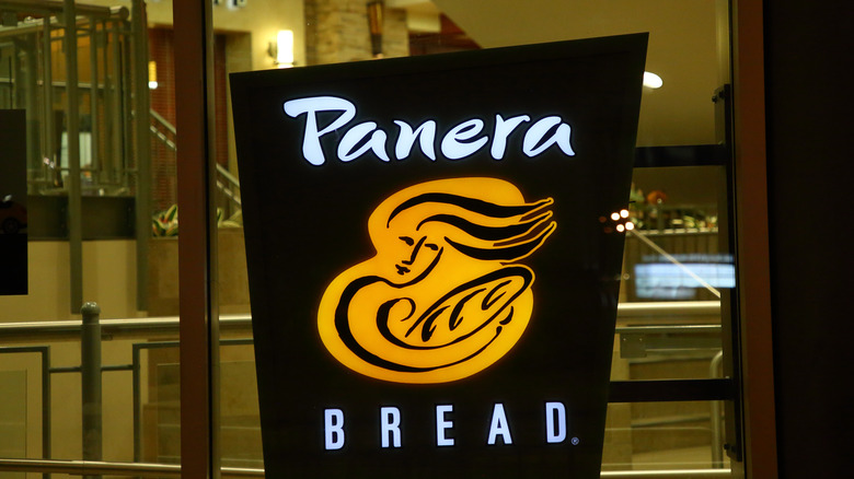 Panera Bread store front