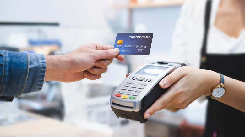 customer paying with credit card