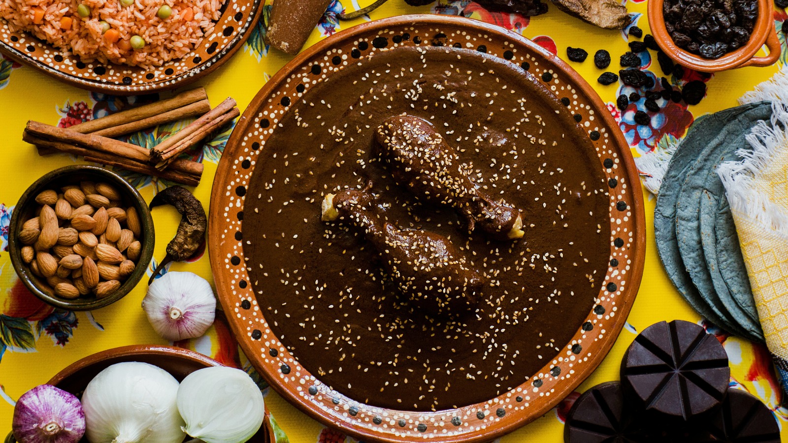 Indulging in Mexicos Culinary Delight: The Taste of Mole Sauce