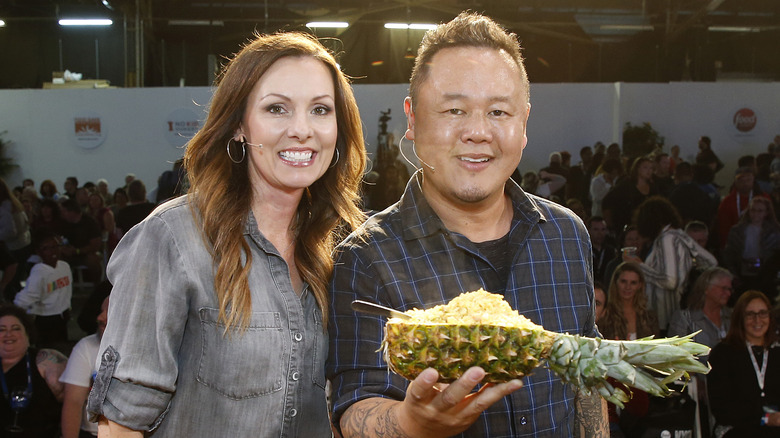 Jet and Ali Tila with pineapple