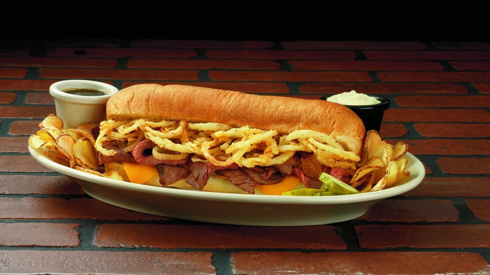 Bennigan's steak sandwich