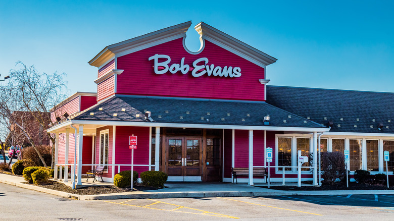 empty bob evans restaurant