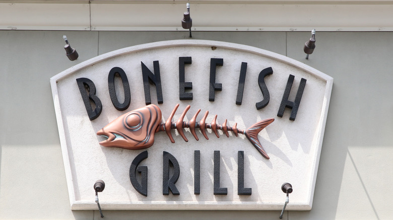 Sign on the Bonefish Grill in Ohio