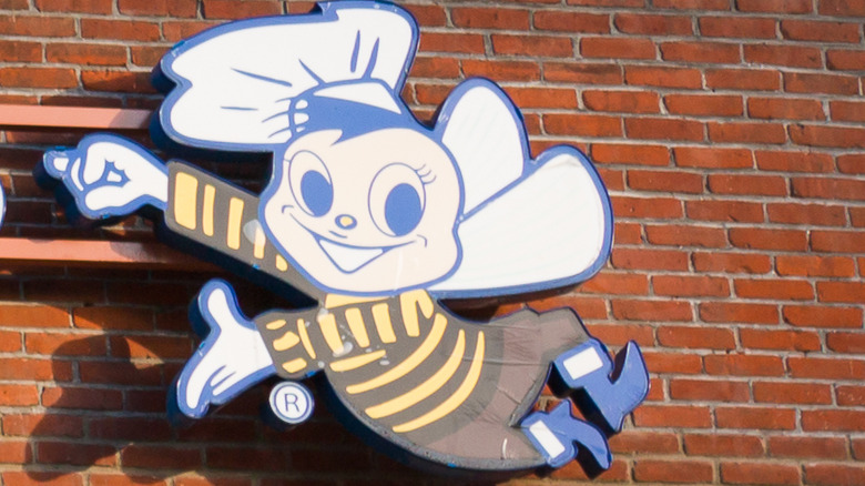 Horatio Bumble Bee mascot sign