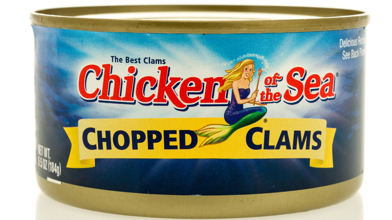 Can of Chicken of the Sea chopped clams