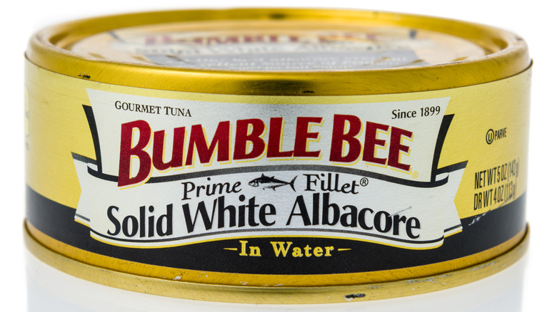 Can of Bumble Bee albacore tuna