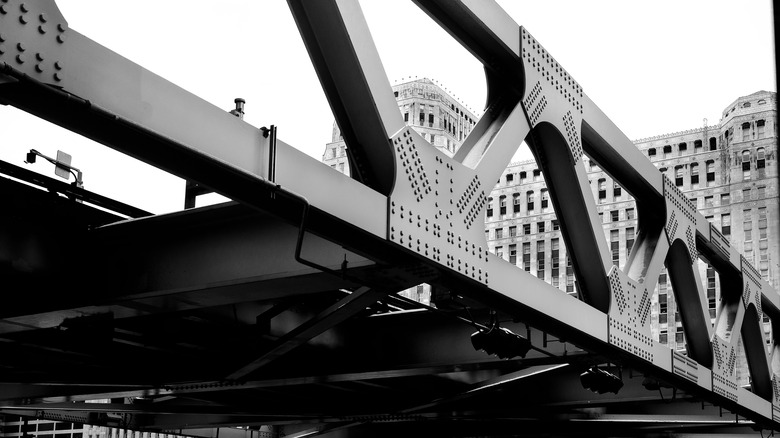 historic loop chicago black and white photo of bridge and buildings