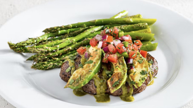 Sirloin steak with Grilled Avocado 