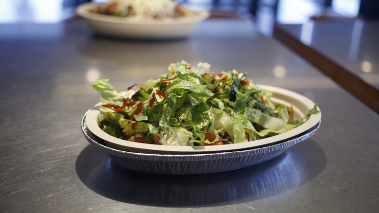 Chipotle salad bowl 