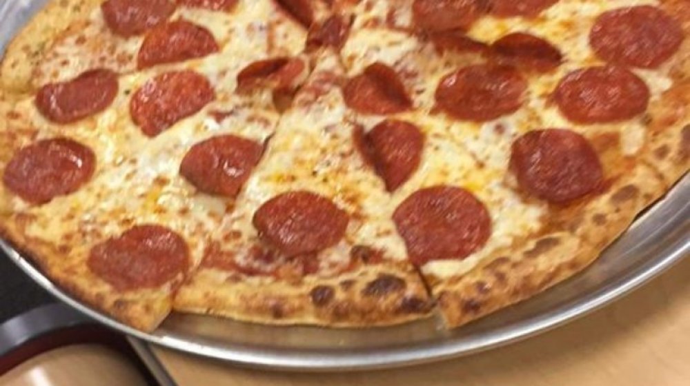 Chuck E. Cheese pizza