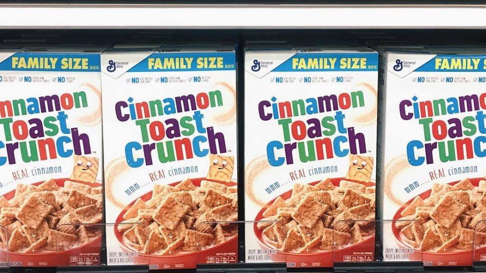 Cinnamon Toast Crunch, cereal box