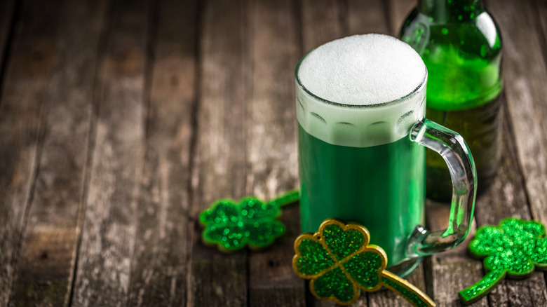 saint patrick's day green beer