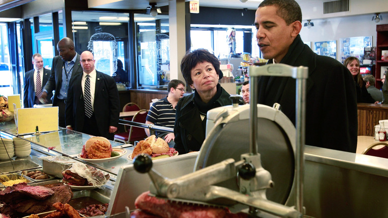 Barack Obama ordering corned beef sandwiches 