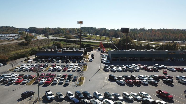 Cracker Barrel parking lot on Thanksgiving