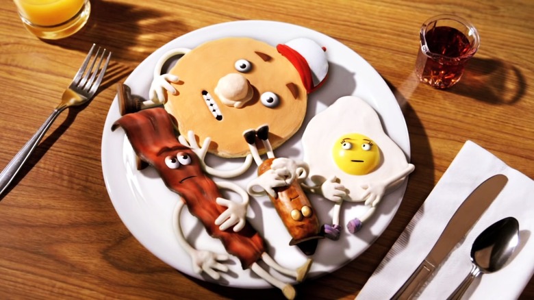 Animated Grand Slam foods on plate