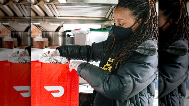 doordasher packing food