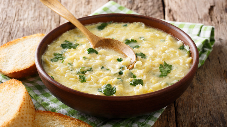 Stracciatella alla Romana in bowl 