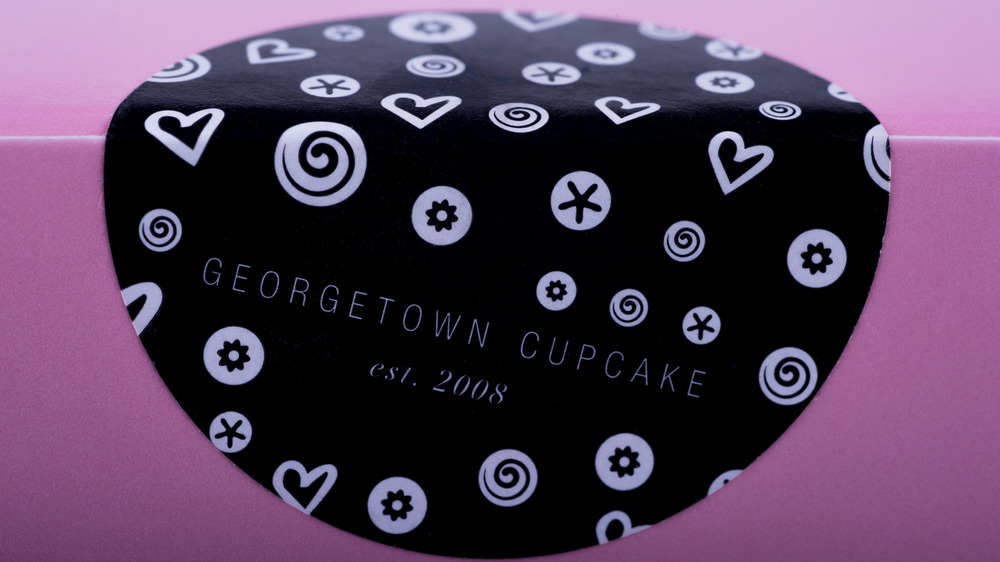 Georgetown Cupcake box