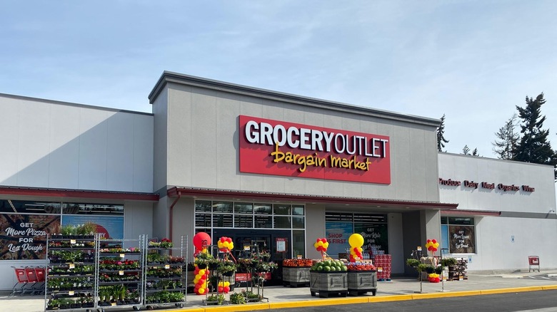 Grocery Outlet Bargain Market storefront