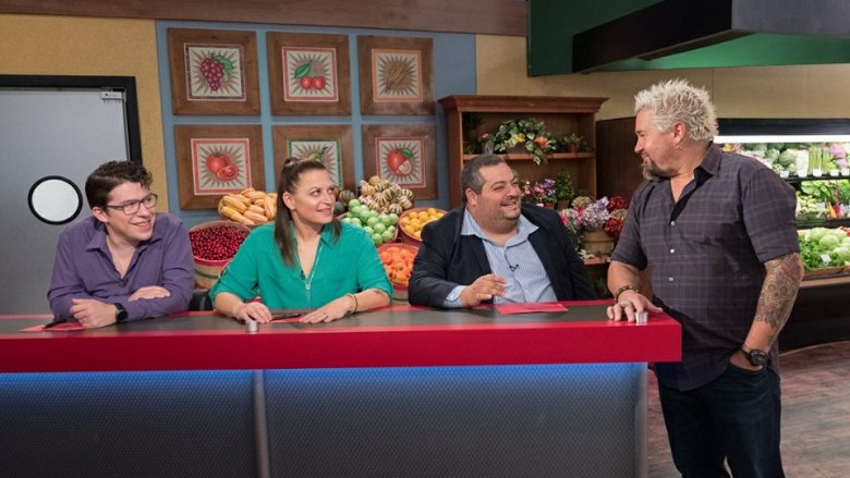 Guy's Grocery Games judges table 