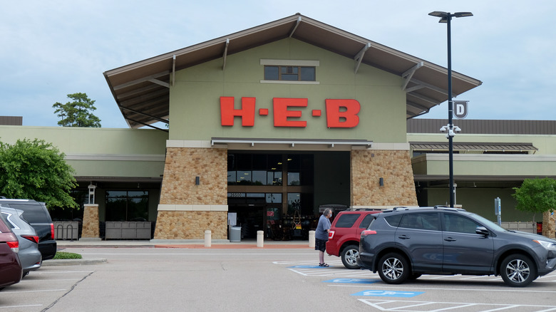 HEB grocery store