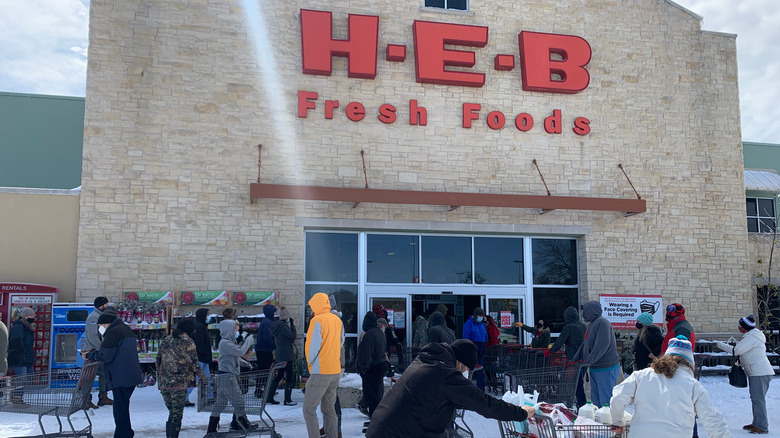 H-E-B grocery store entrance in winter