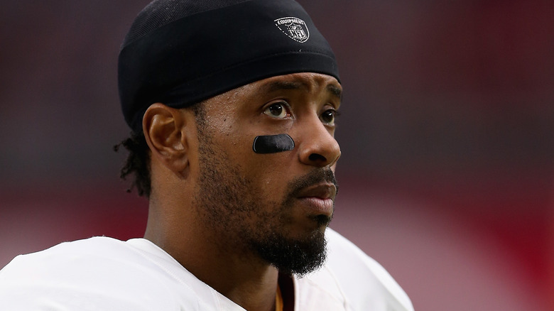 Close up of NFL wide receiver Santana Moss