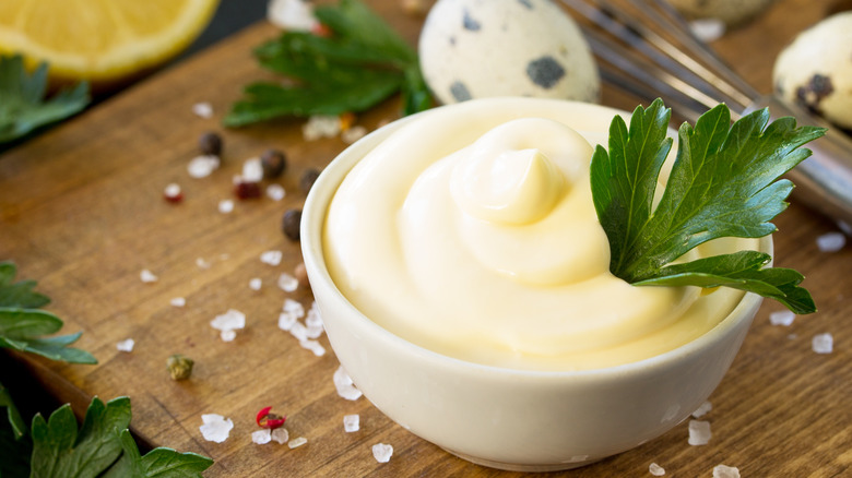 mayo in bowl on table