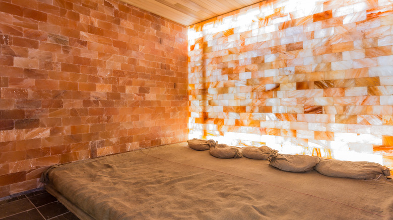 Himalayan salt spa