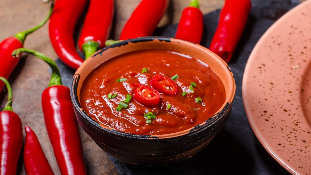 bowl of huy fong sriracha