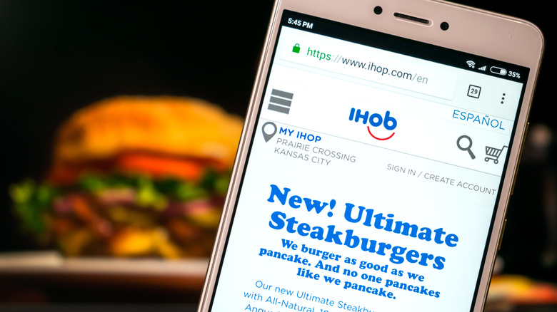 IHOB campaign on a mobile phone with burger