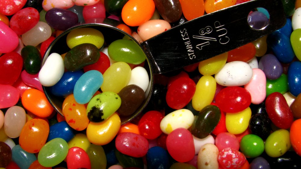 More than 100 Jelly Belly flavors