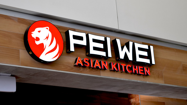 pei wei asian kitchen sign