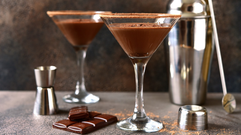 Espresso martinis with Kahlúa