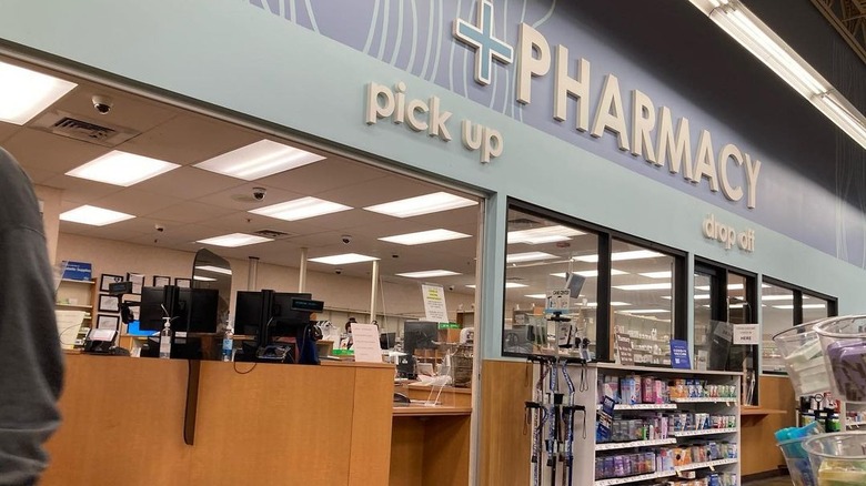 Kroger pharmacy interior