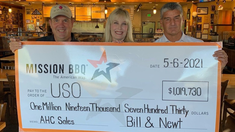 Mission BBQ USO donation