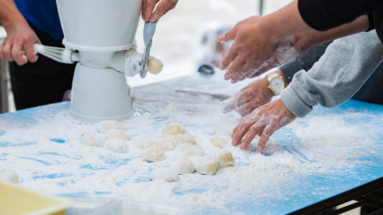 Mochi making